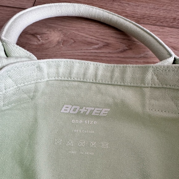 Bo+Tee OH POLLY Sport - Medium Canvas Tote Bag in Lime Green - Picture 4 of 11
